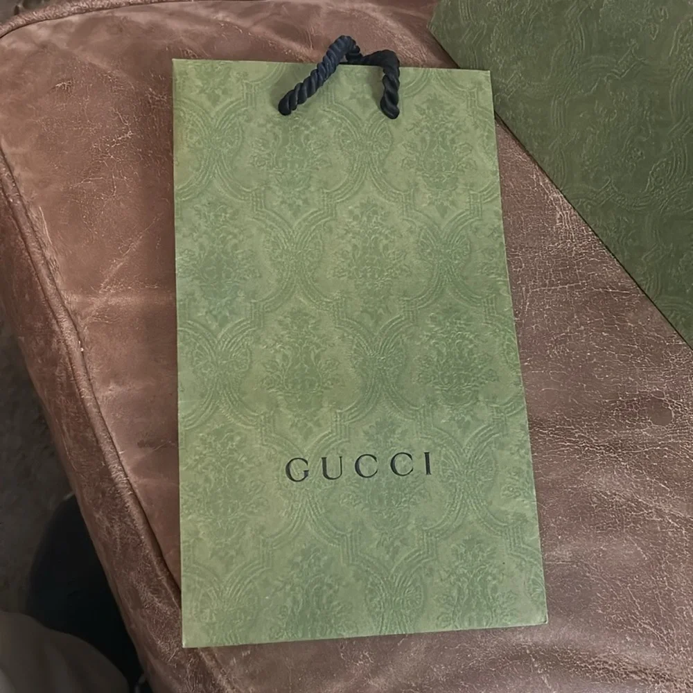 Gucci Gift‎ Bag Green 11’X 6.5’. W/Cord Handles EUC